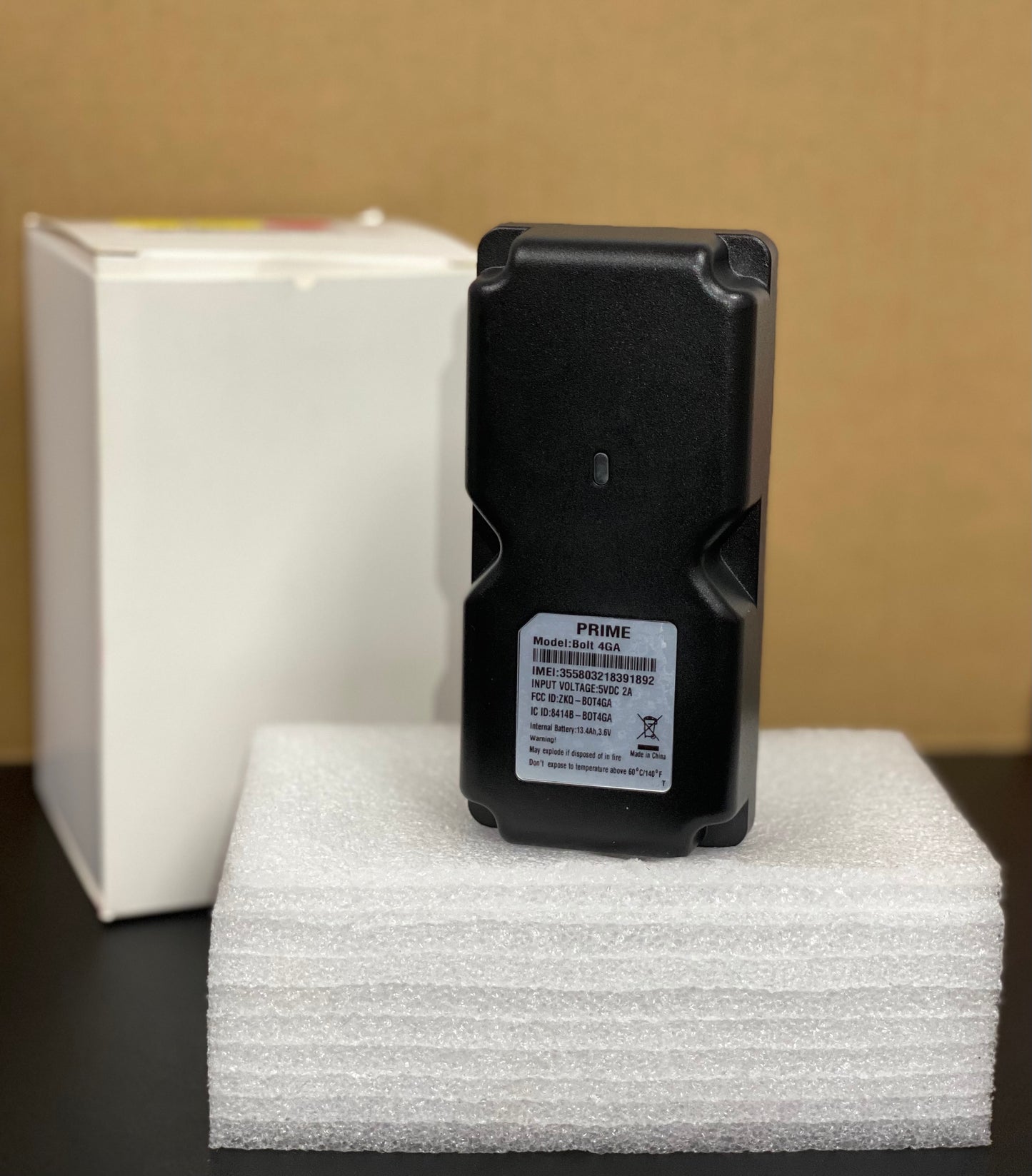 Rastreador GPS en vivo - Batería recargable de larga duración - SIN CARGOS DE SERVICIO MENSUALES - Con opciones anuales - Servicio de 1 año, 2 años o 3 años